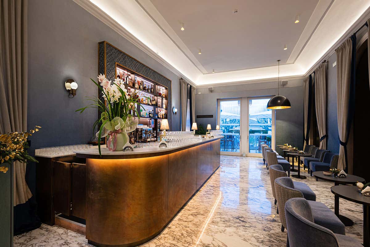 Hotel Mediterraneo: un faro di ospitalità di classe a Sorrento